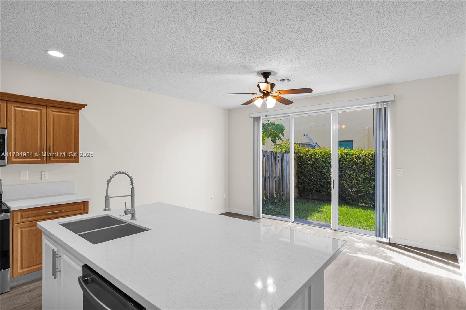 978 NE 42nd Pl # 978