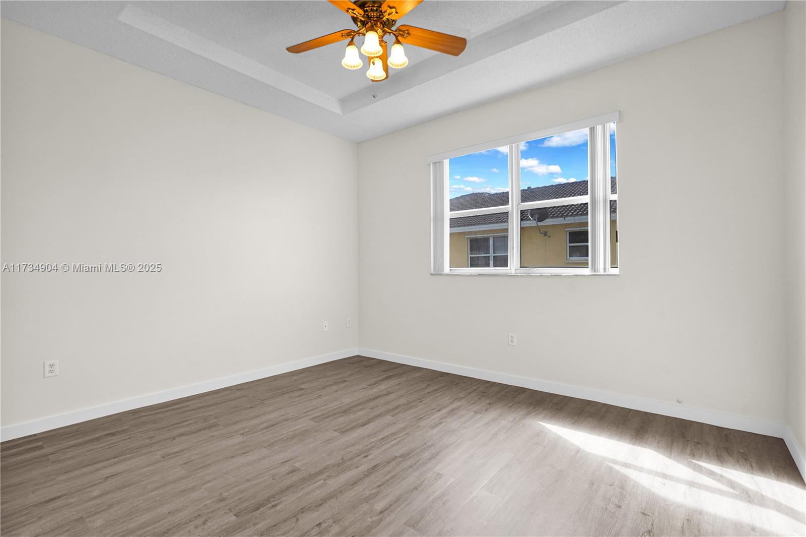 978 NE 42nd Pl # 978