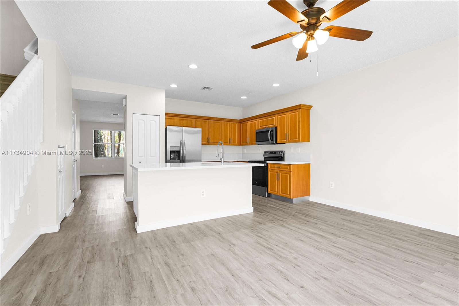 978 NE 42nd Pl # 978