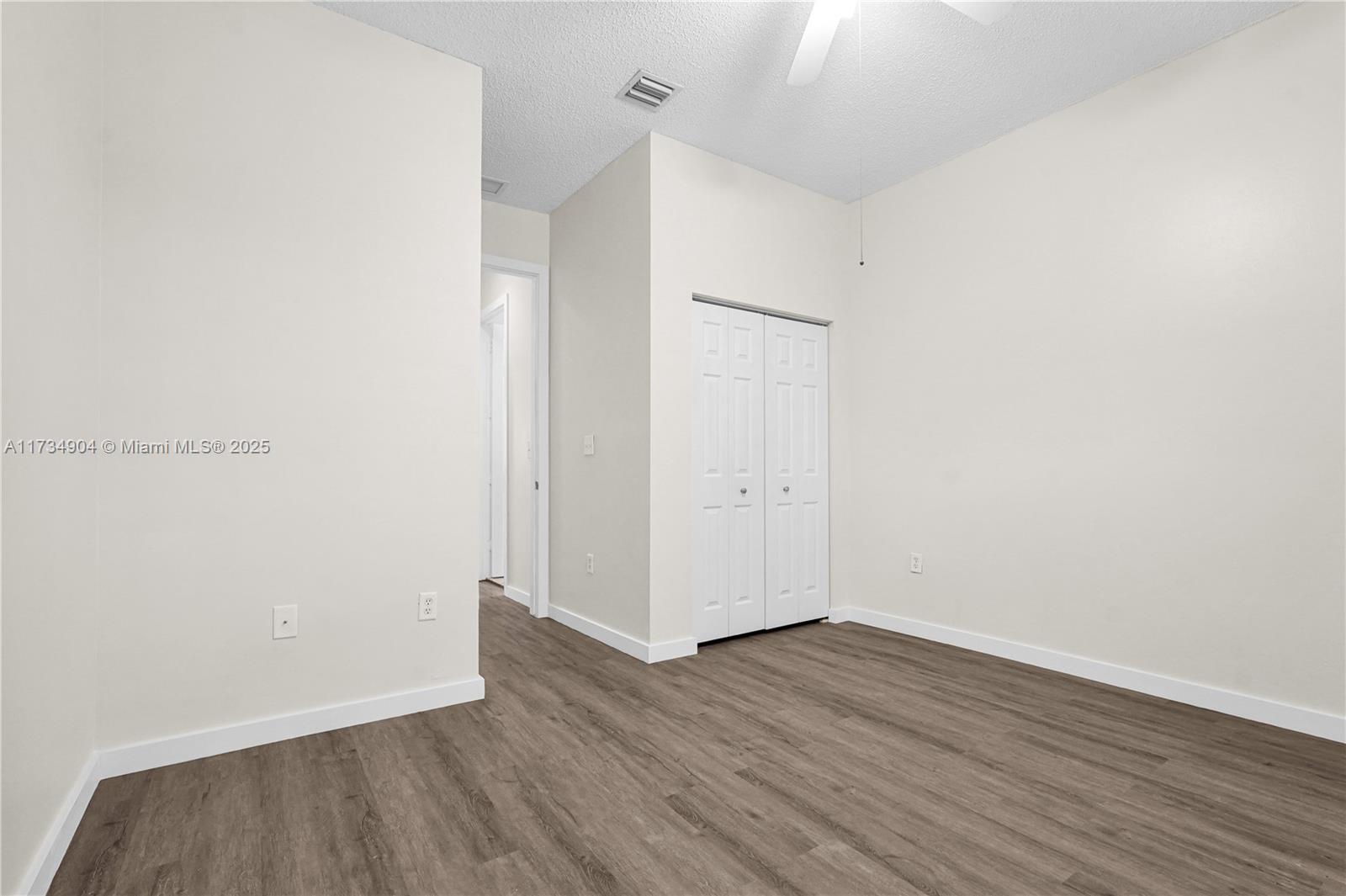 978 NE 42nd Pl # 978