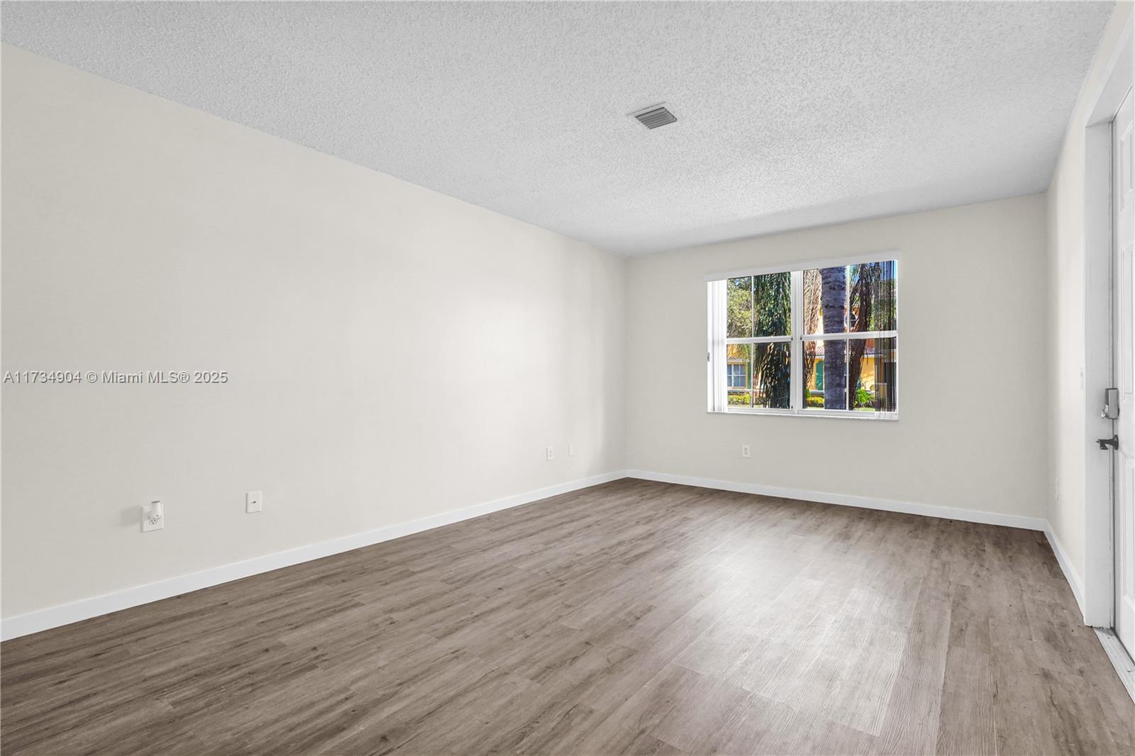 978 NE 42nd Pl # 978