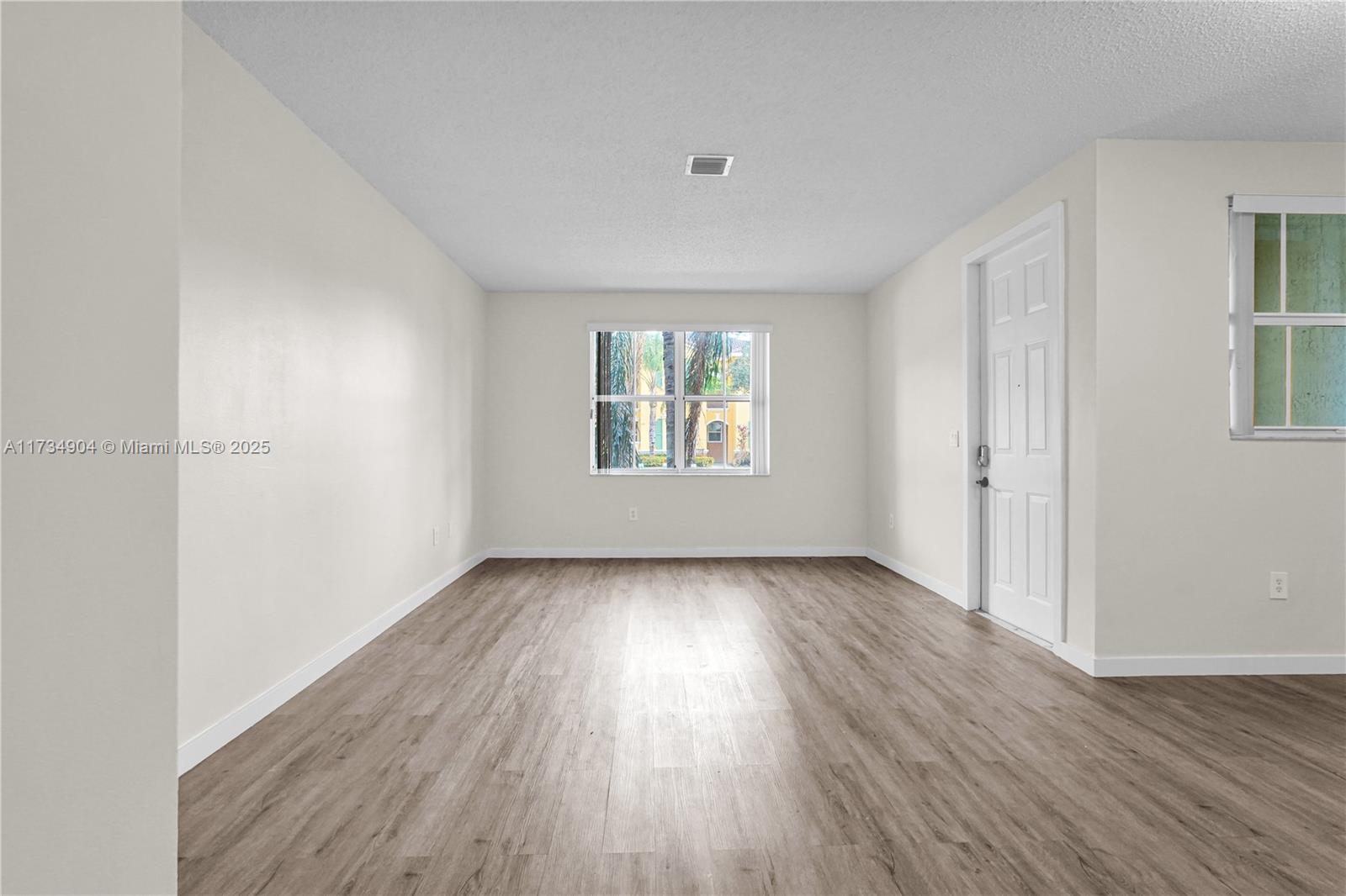 978 NE 42nd Pl # 978