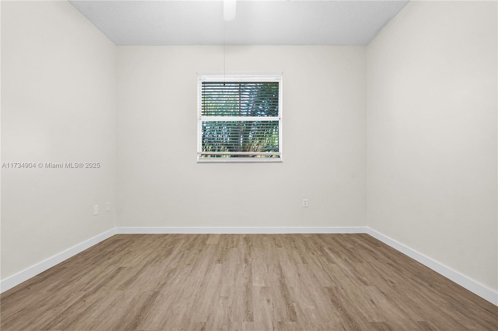 978 NE 42nd Pl # 978