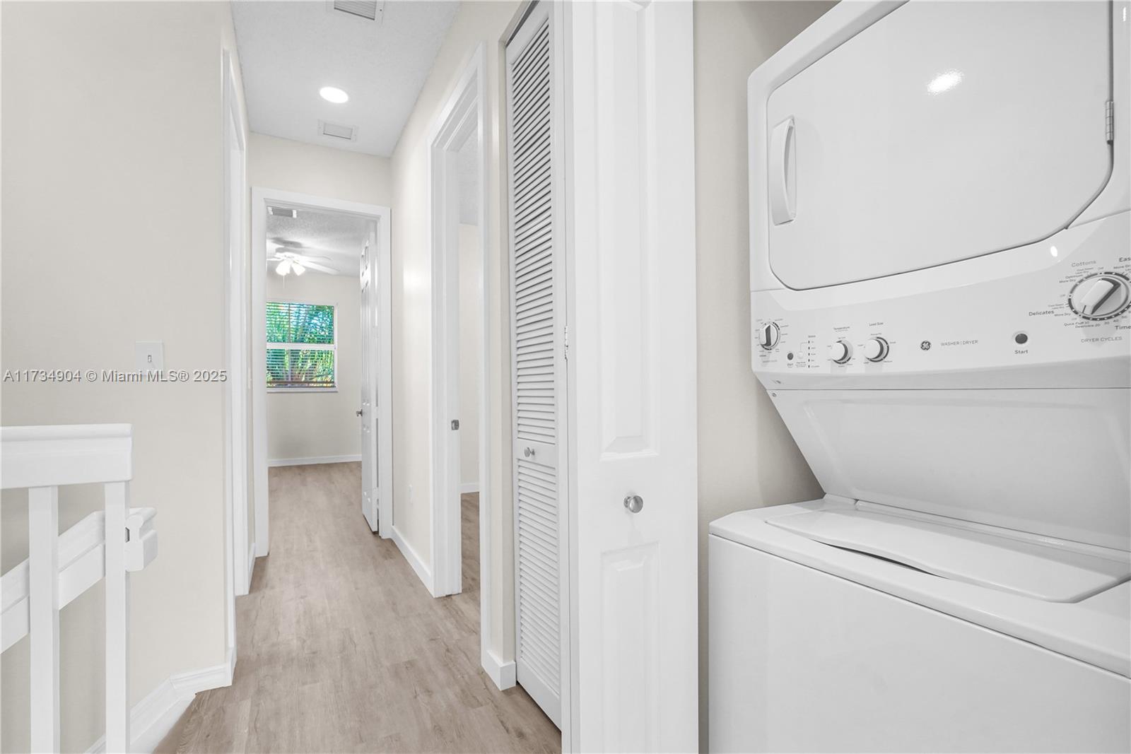 978 NE 42nd Pl # 978