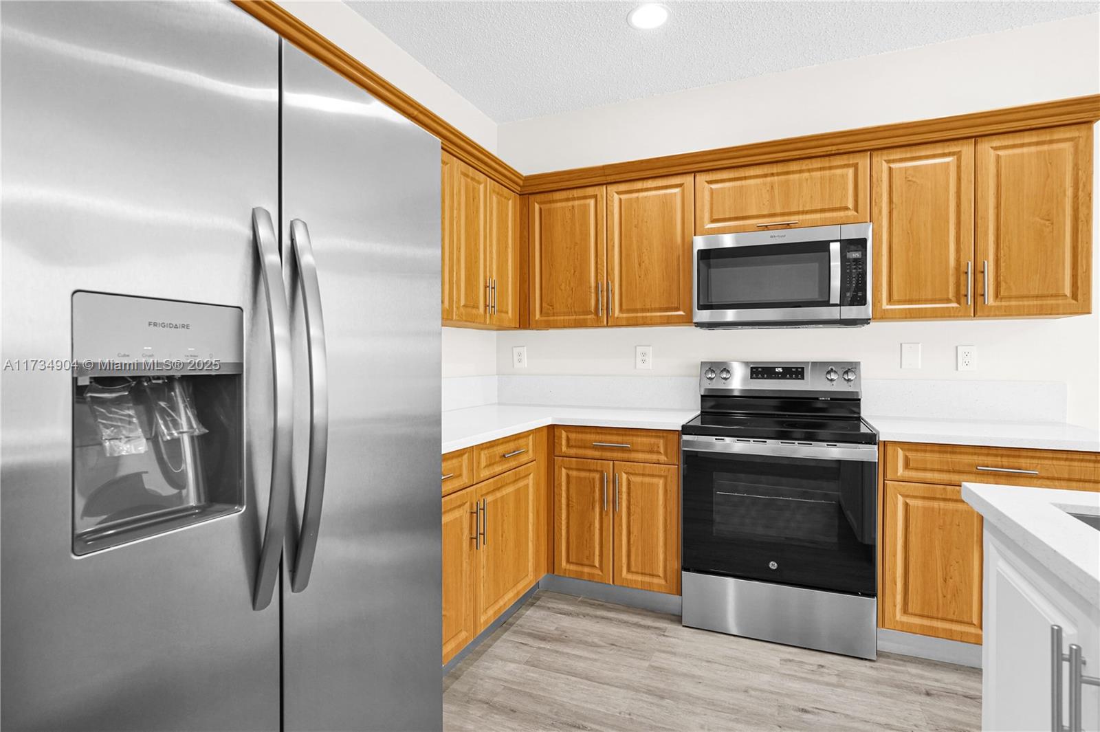 978 NE 42nd Pl # 978