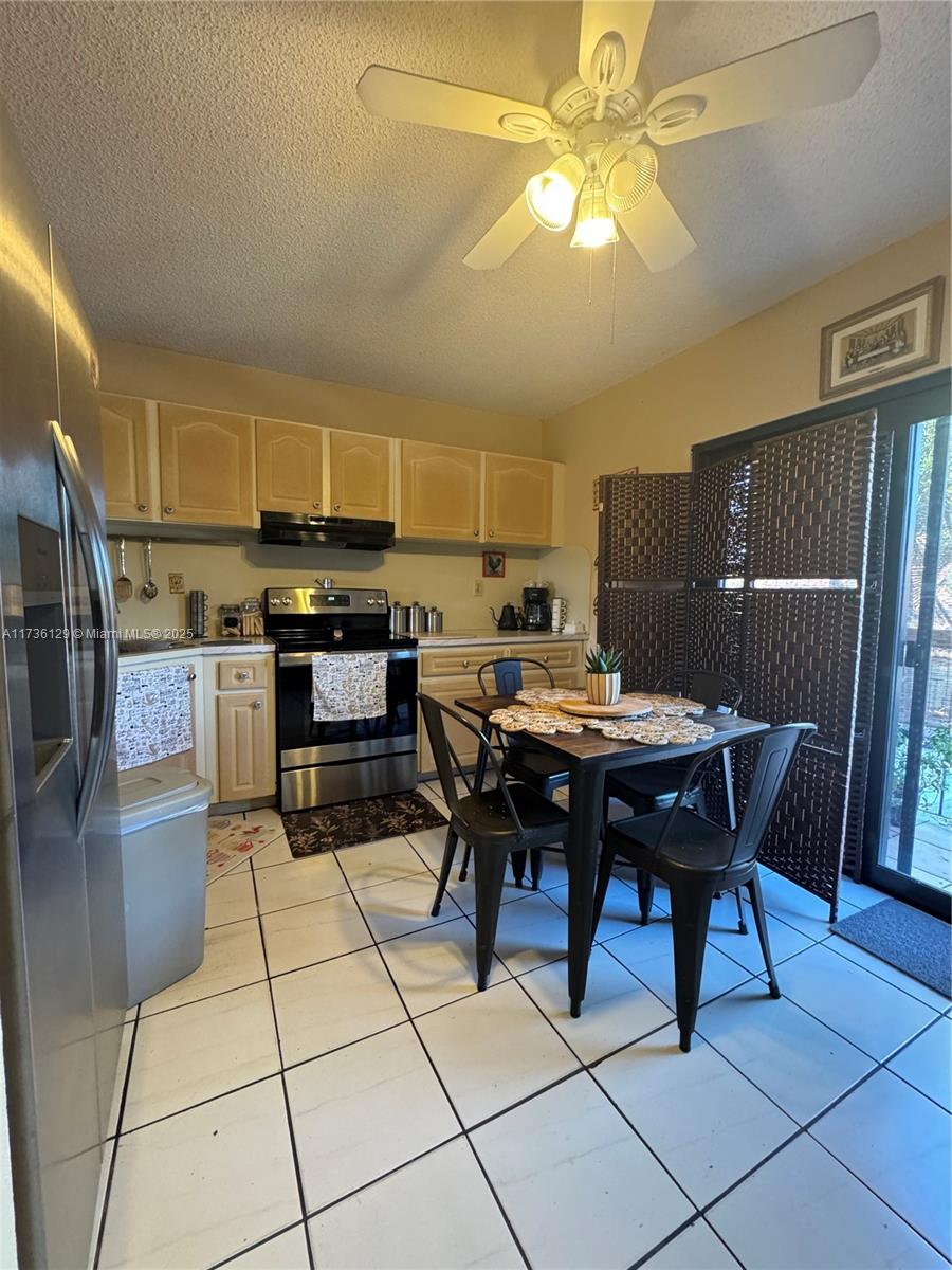 2186 W 60th St # 20213