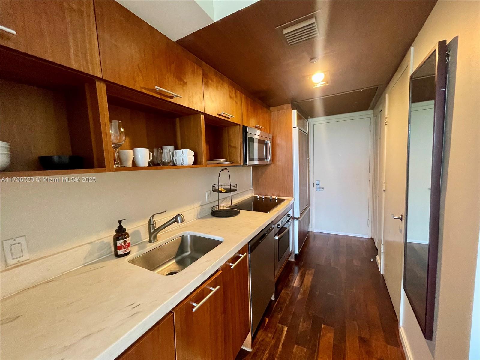 50 Biscayne Blvd # 505