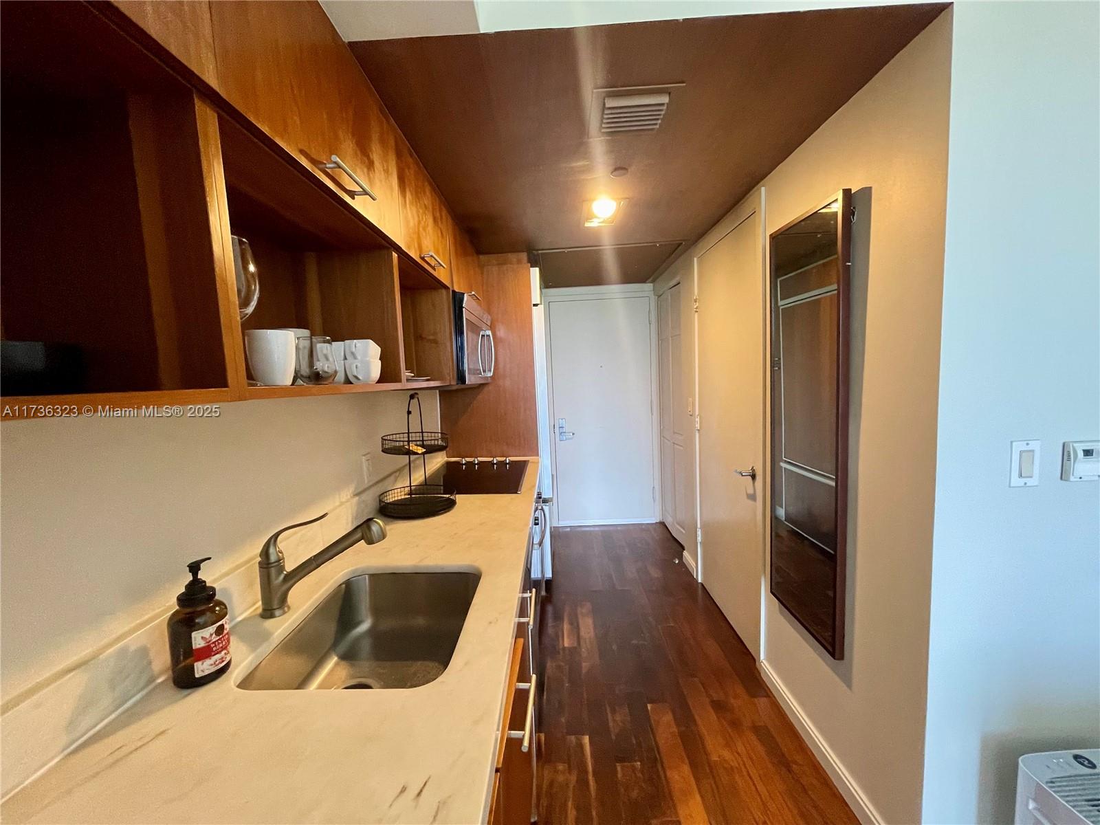 50 Biscayne Blvd # 505
