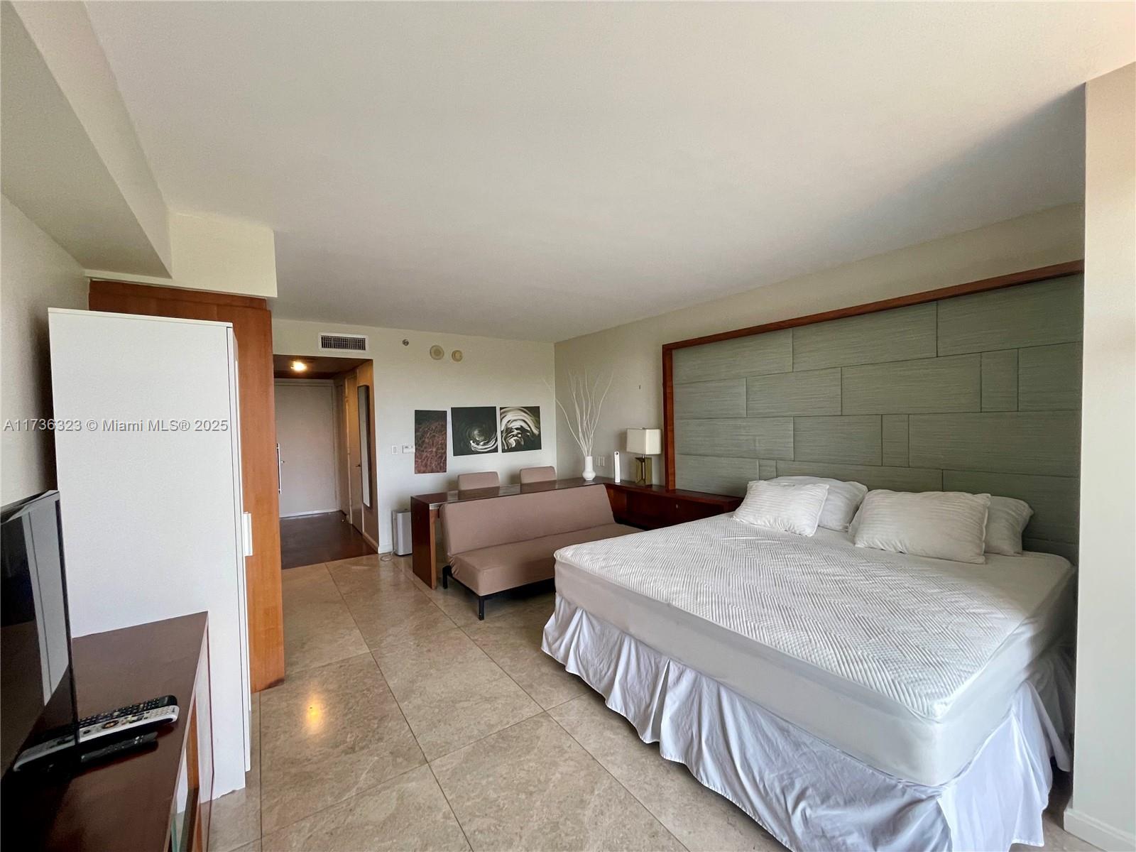 50 Biscayne Blvd # 505