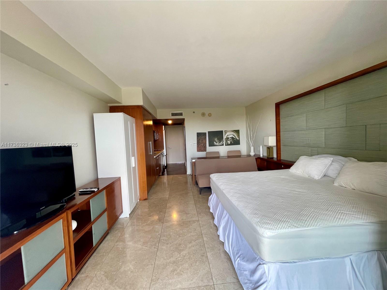 50 Biscayne Blvd # 505