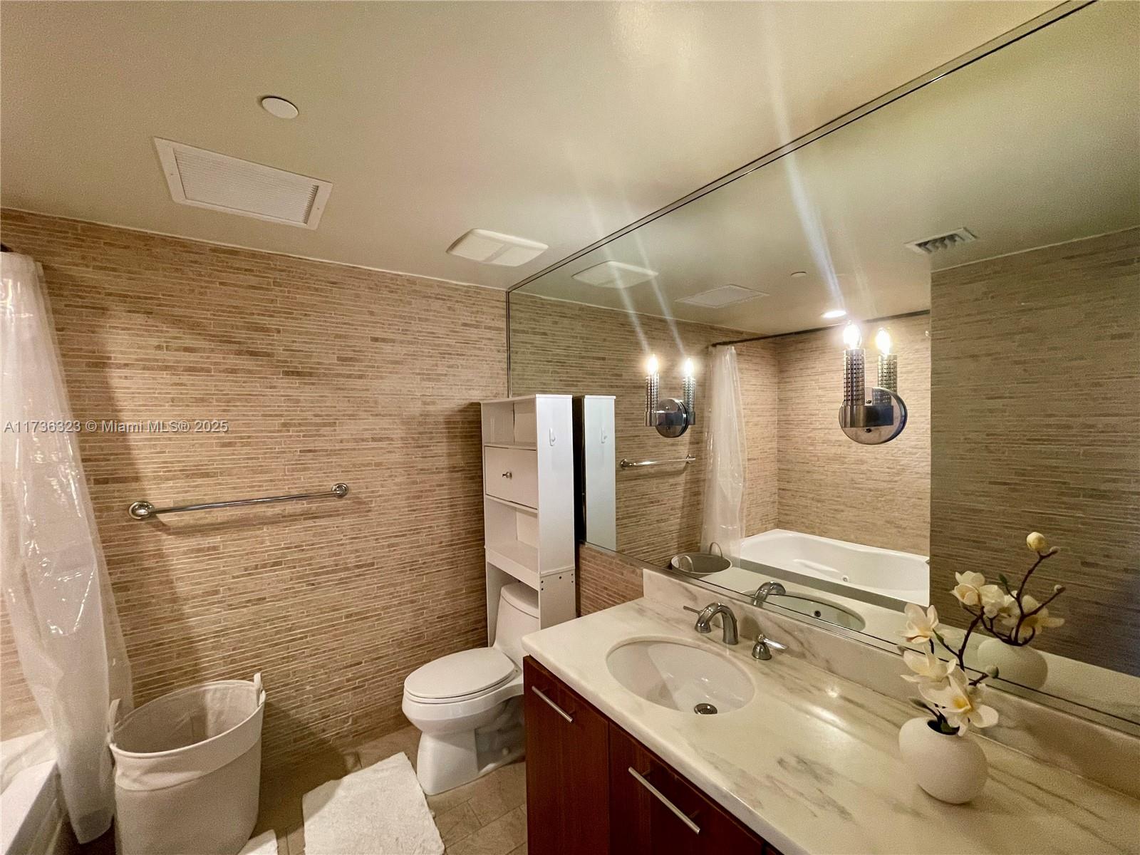 50 Biscayne Blvd # 505