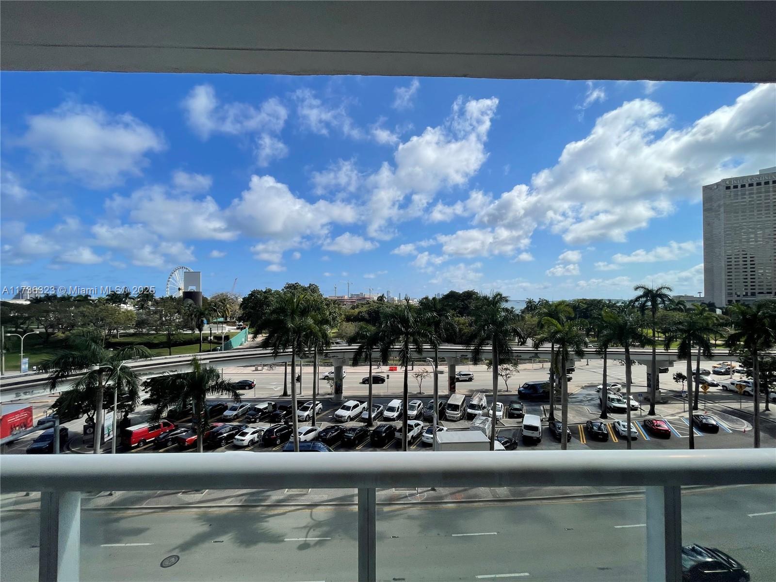 50 Biscayne Blvd # 505