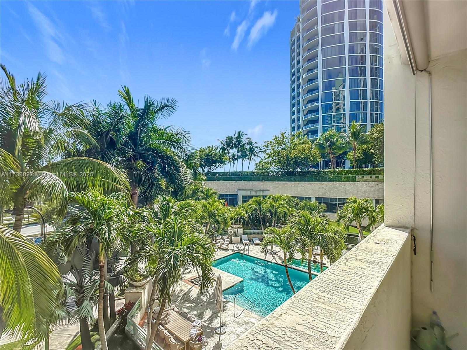 3400 SW 27th Avenue # 302
