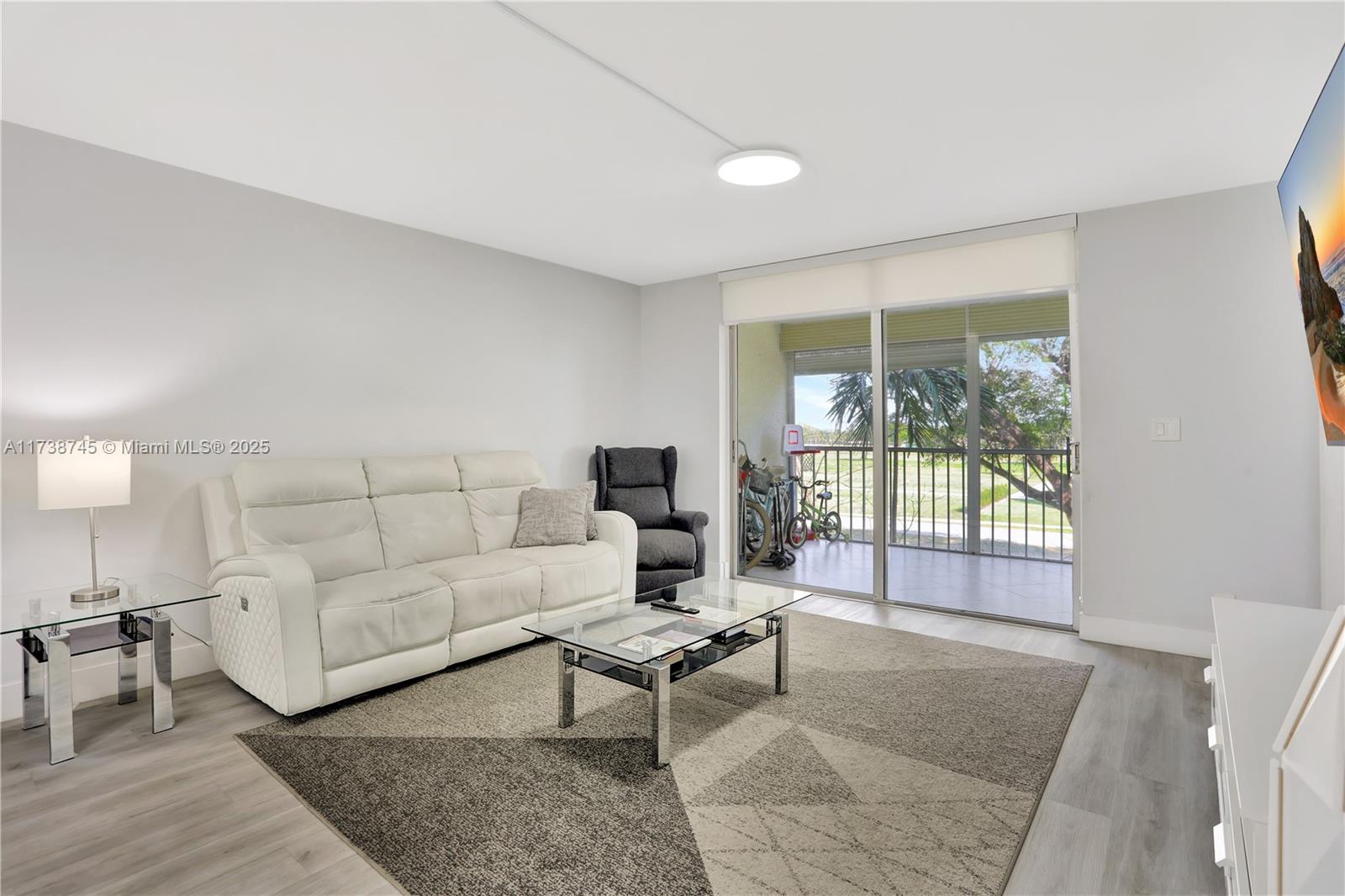 4570 NW 18th Ave # 310