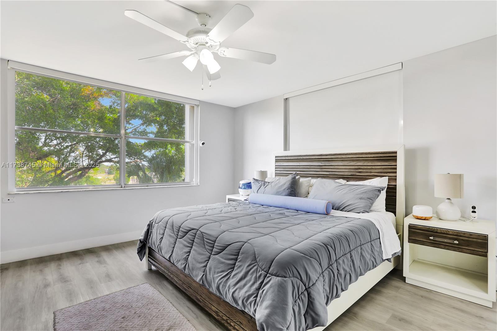 4570 NW 18th Ave # 310