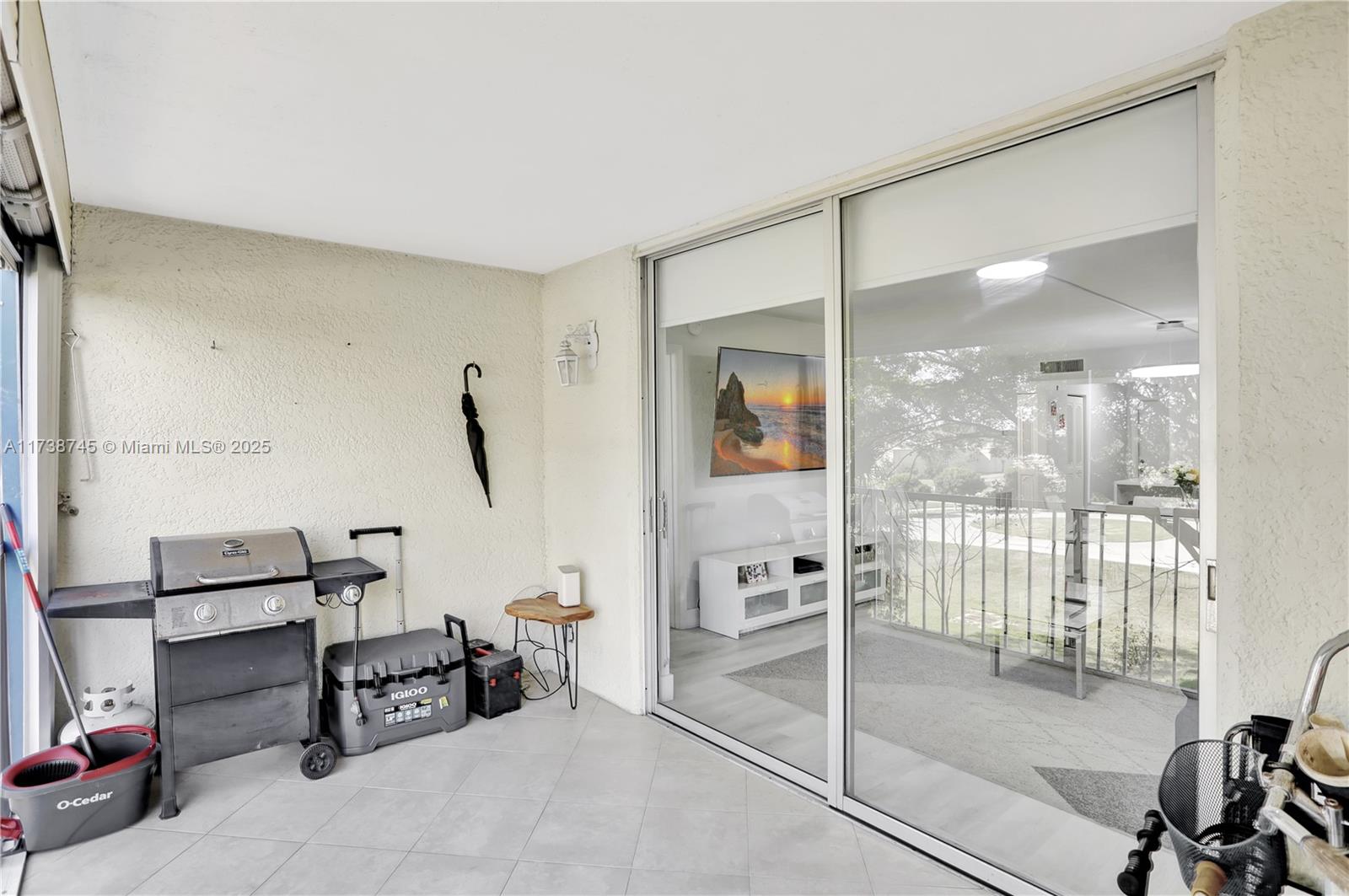 4570 NW 18th Ave # 310