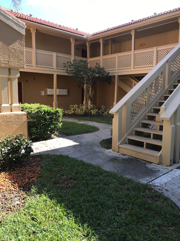 4831 Via Palm Lake # 1209