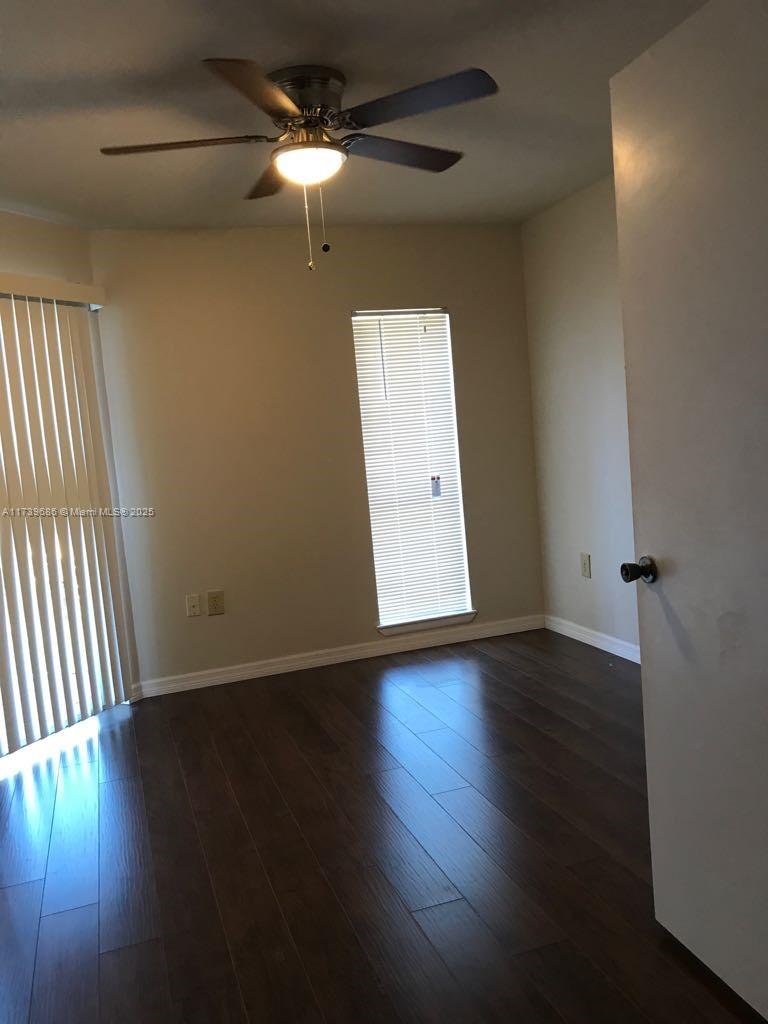 4831 Via Palm Lake # 1209