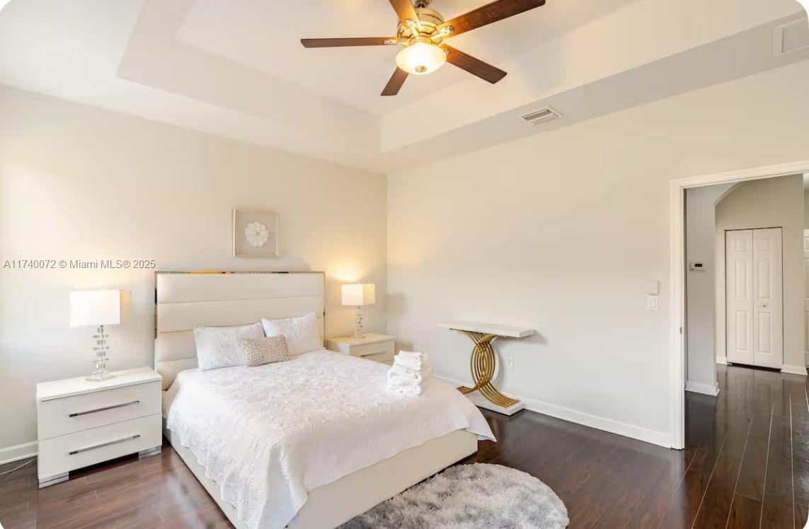 8763 NW 112th Pl Unit: .