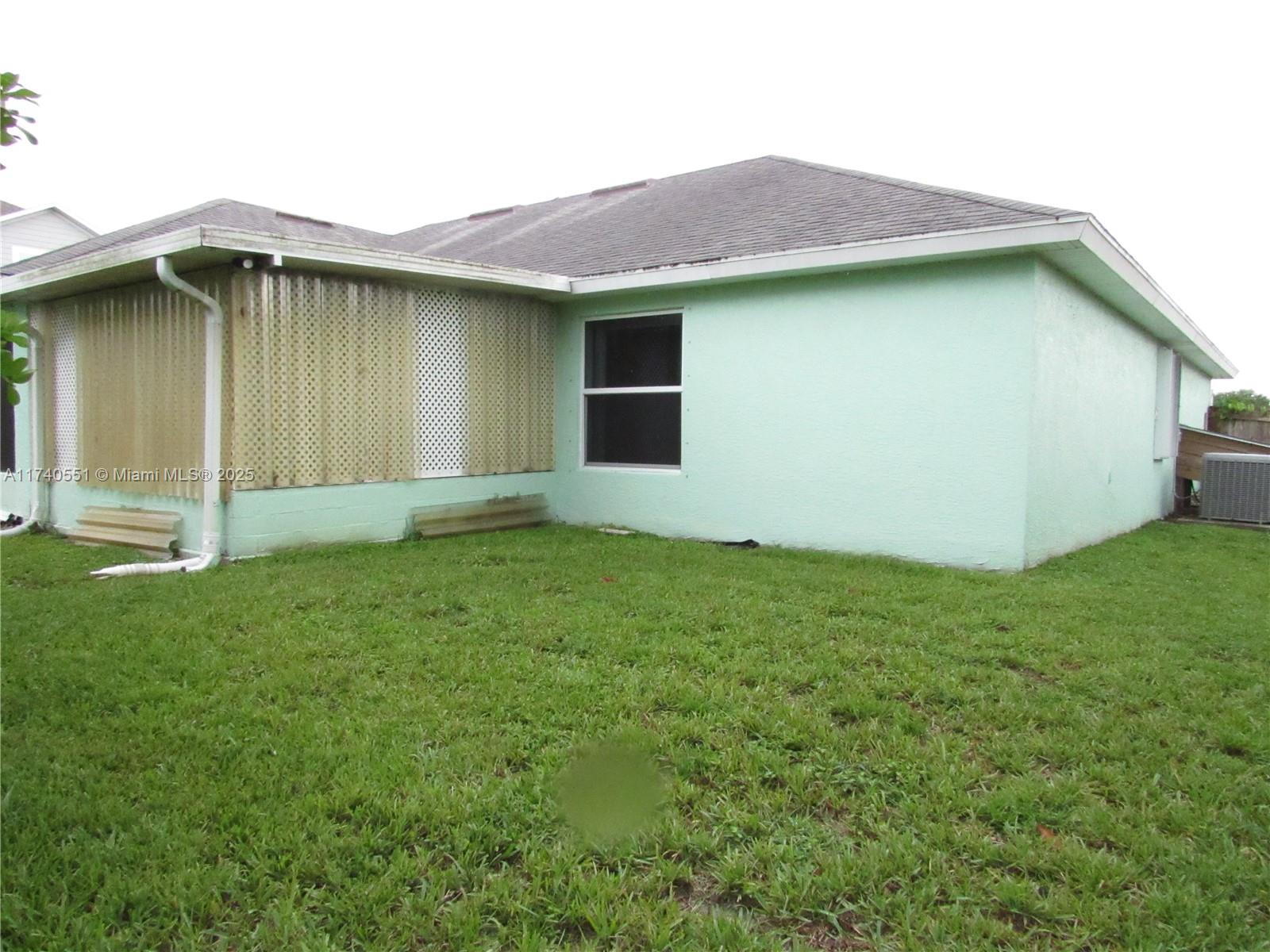 2721 SW Pierson Rd, Port St. Lucie