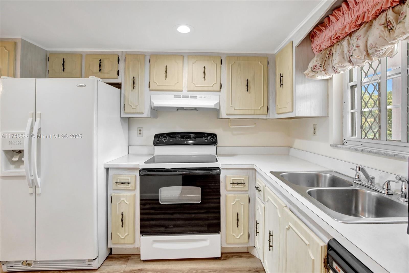 7981 S French Dr # 304 Unit: 2-304