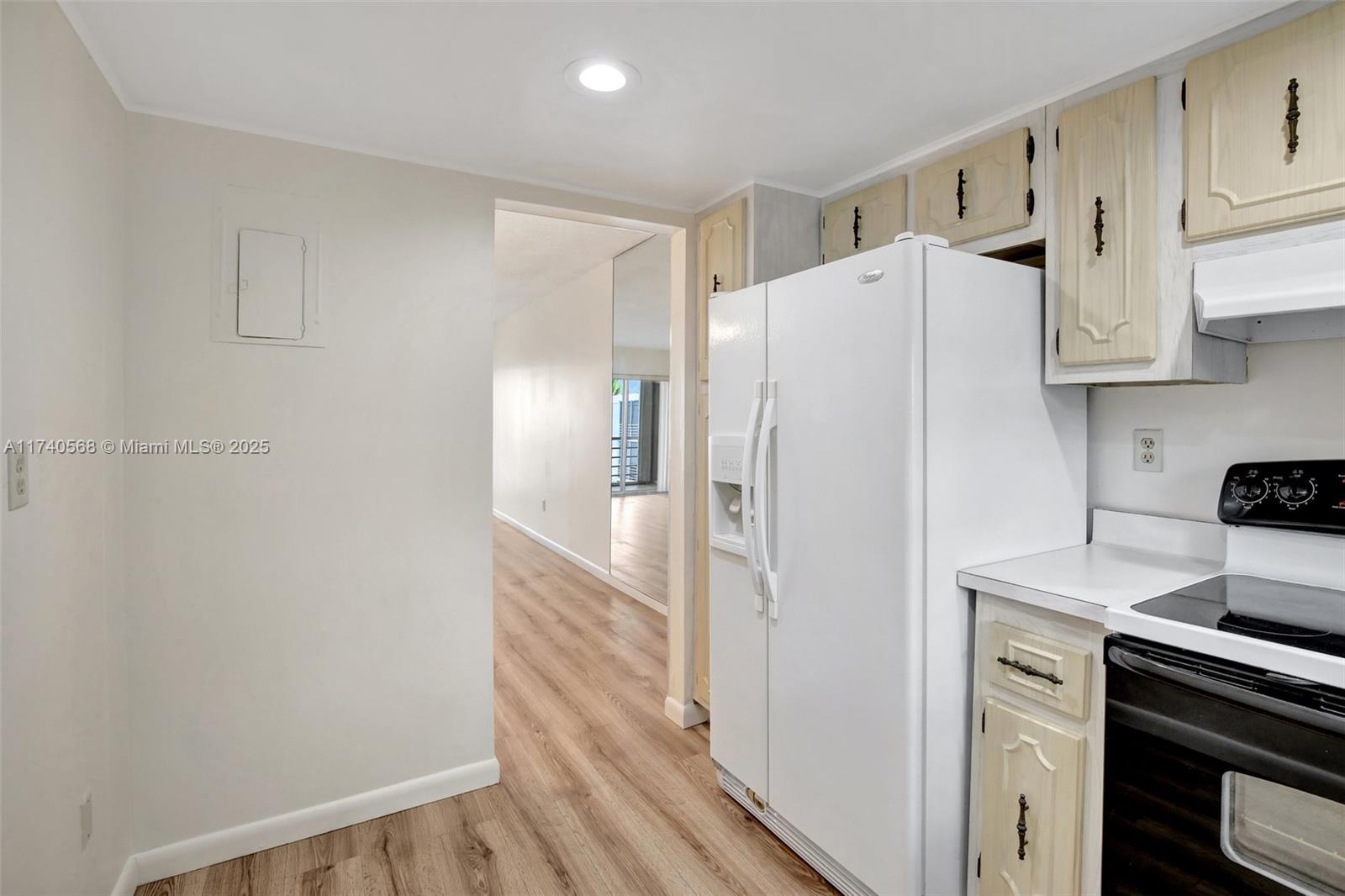 7981 S French Dr # 304 Unit: 2-304