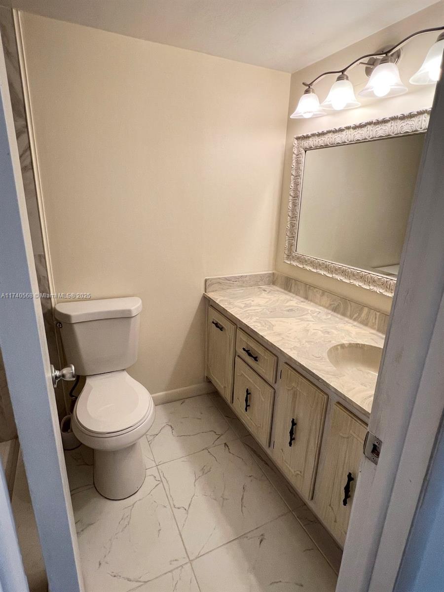 7981 S French Dr # 304 Unit: 2-304