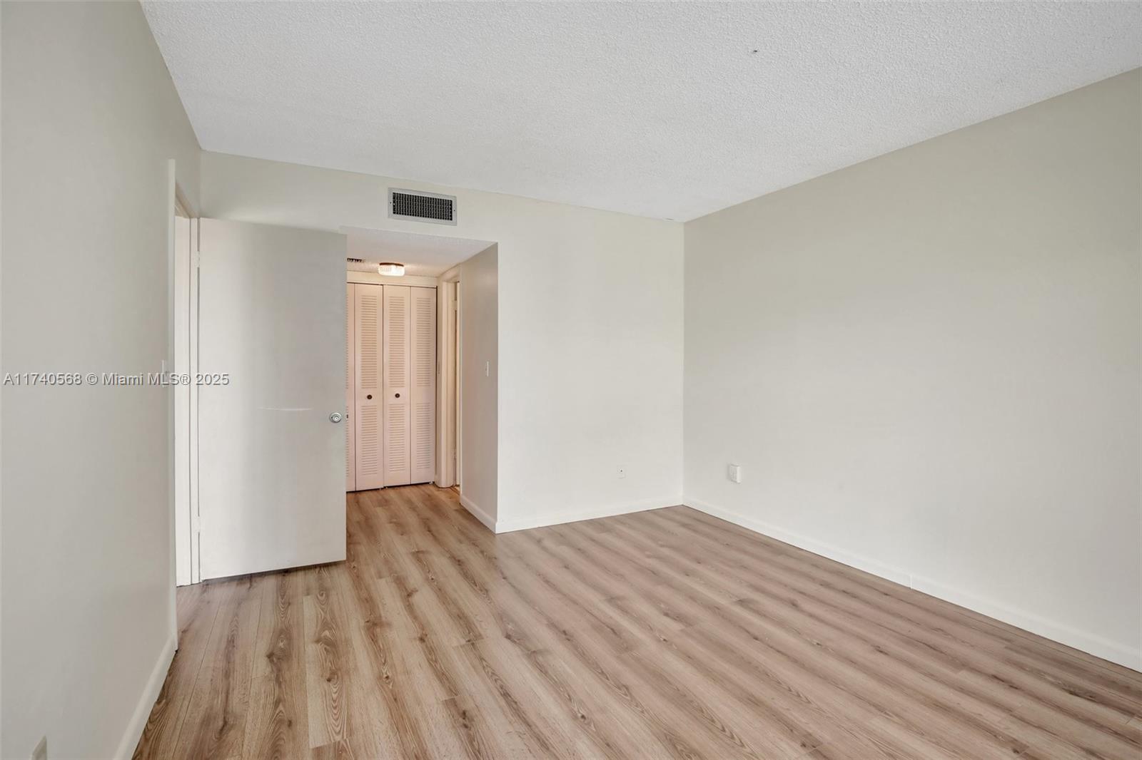 7981 S French Dr # 304 Unit: 2-304