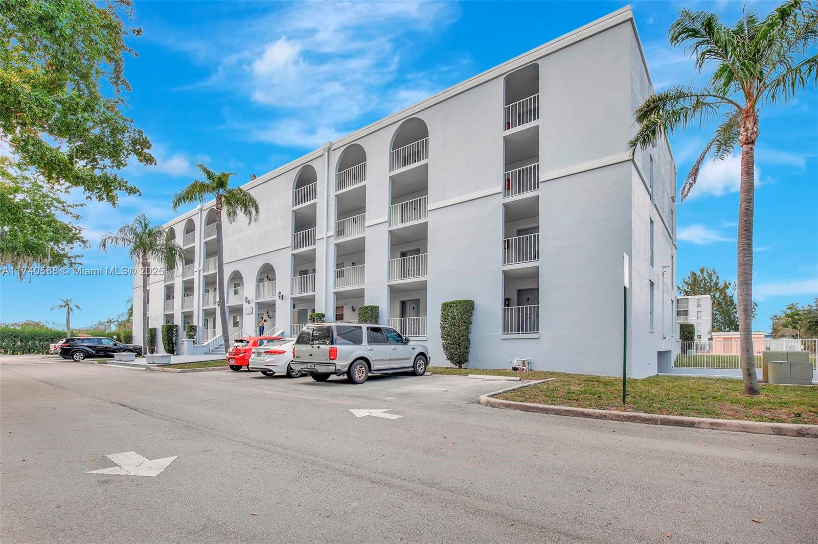 7981 S French Dr # 304 Unit: 2-304