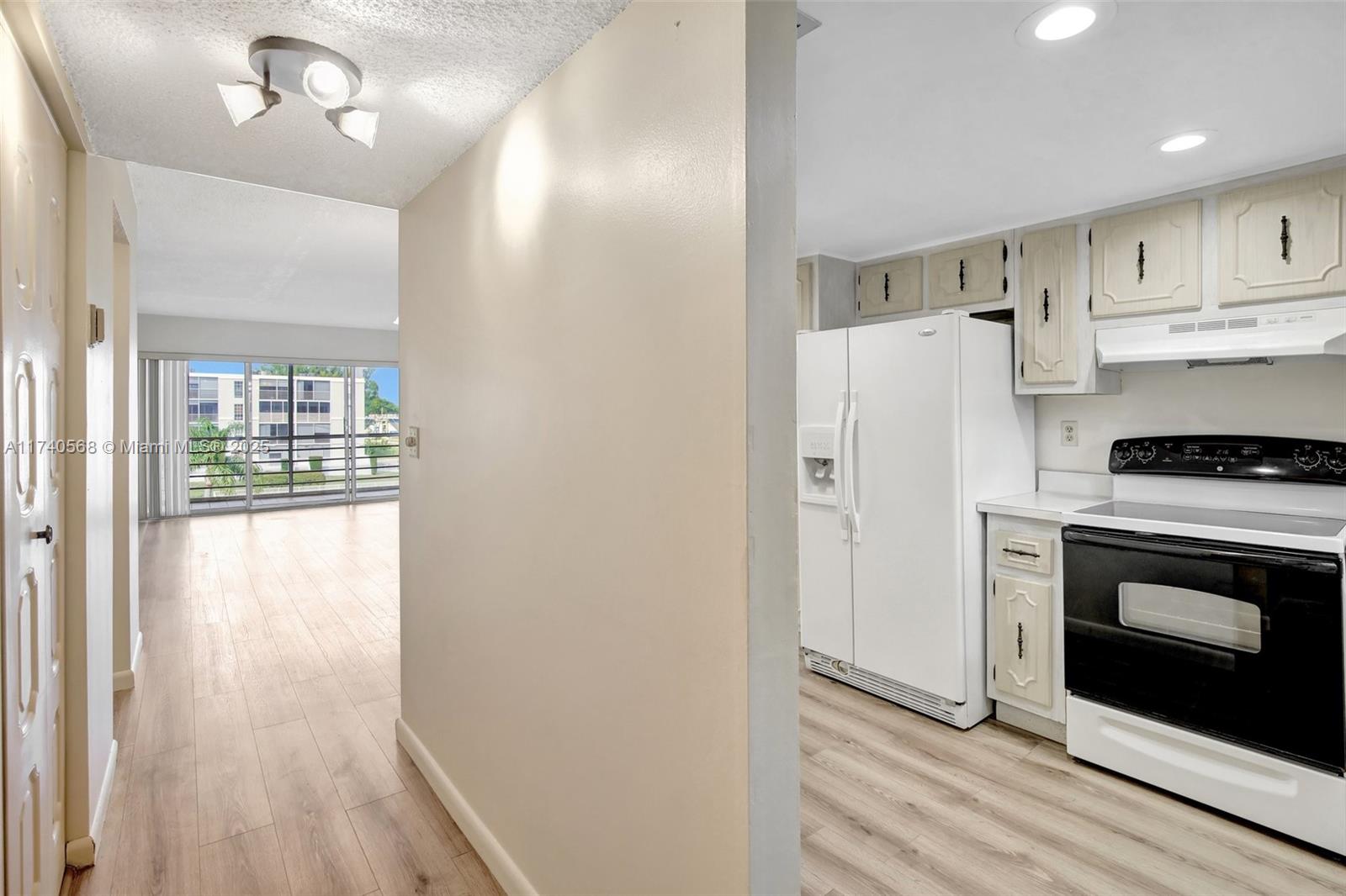 7981 S French Dr # 304 Unit: 2-304