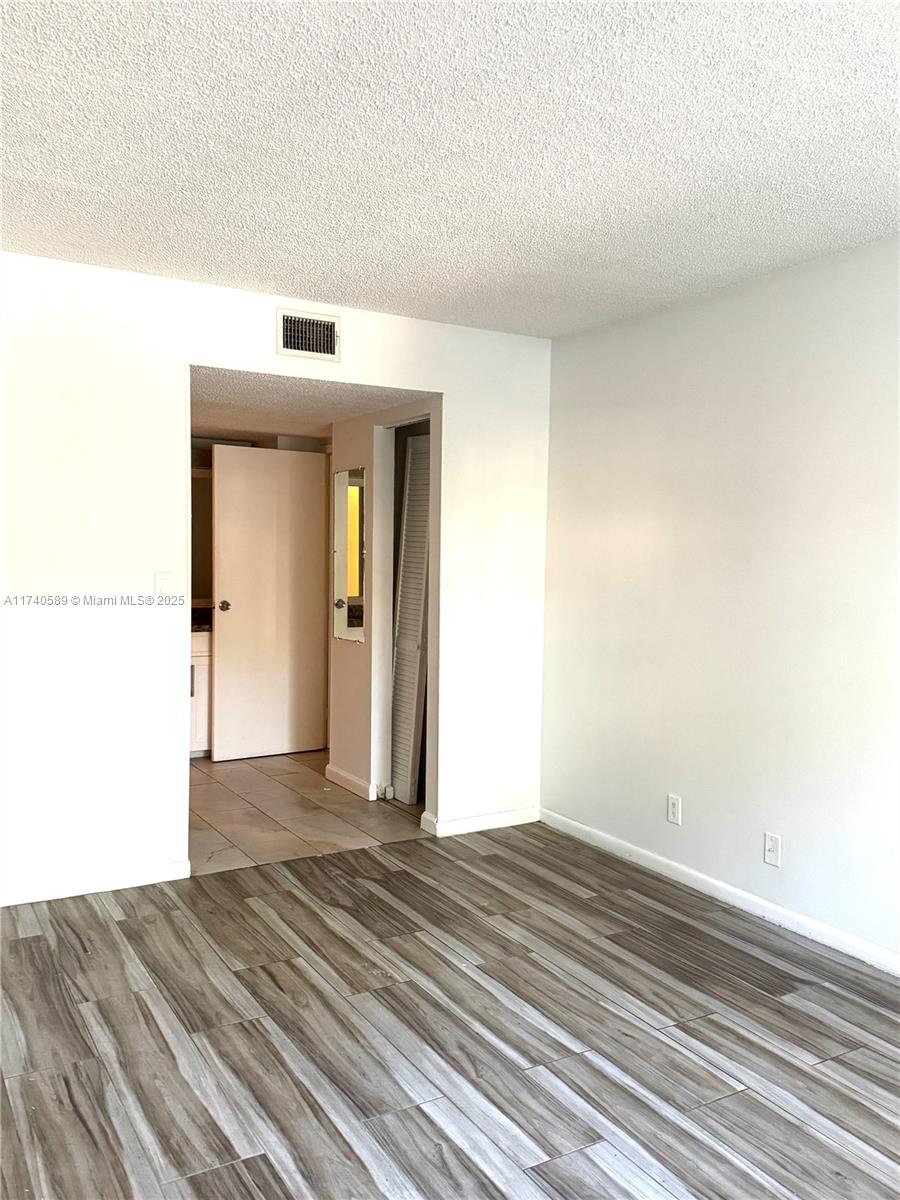 4394 NW 9th Ave # 1G Unit: 20-1G