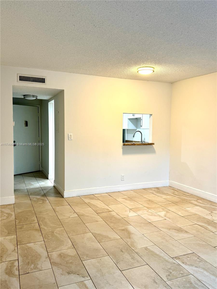 4394 NW 9th Ave # 1G Unit: 20-1G