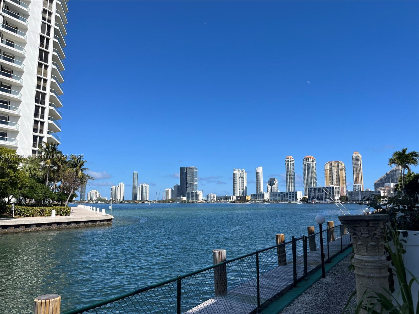 3745 NE 171st St # 9