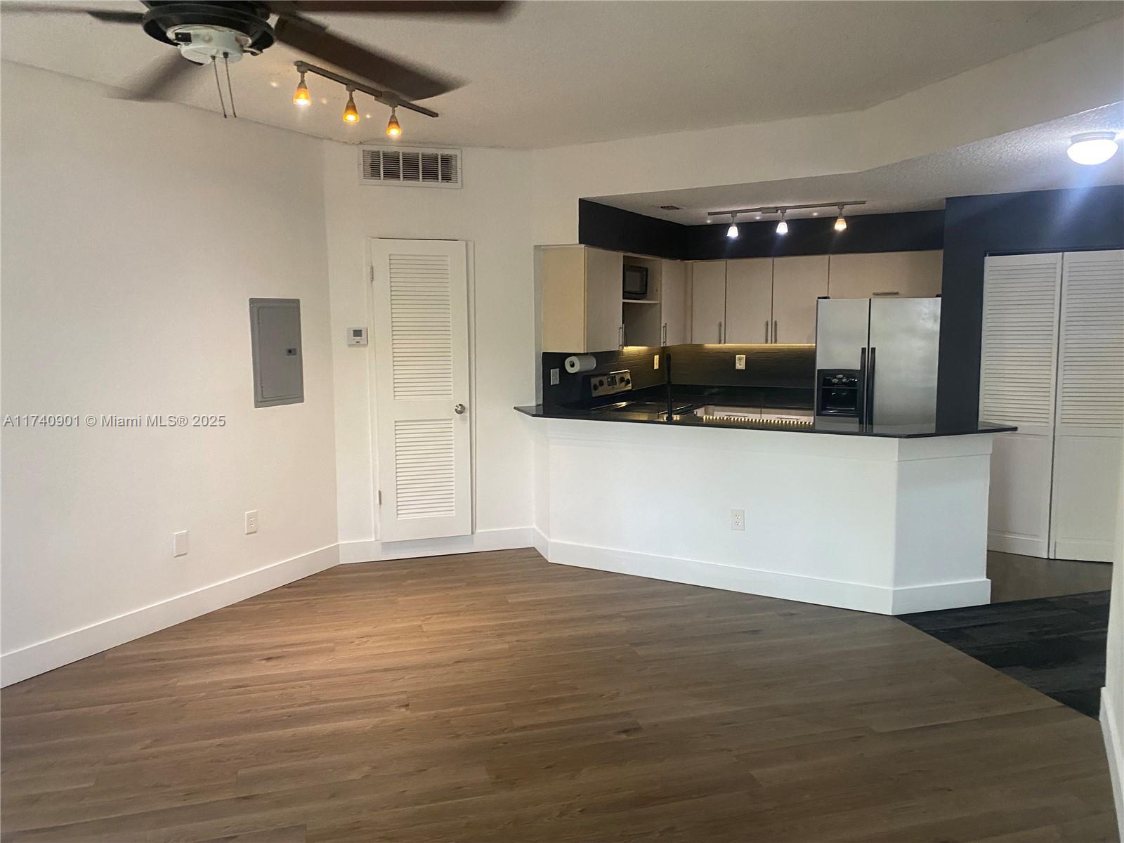 2445 SW 18th Ter # 901