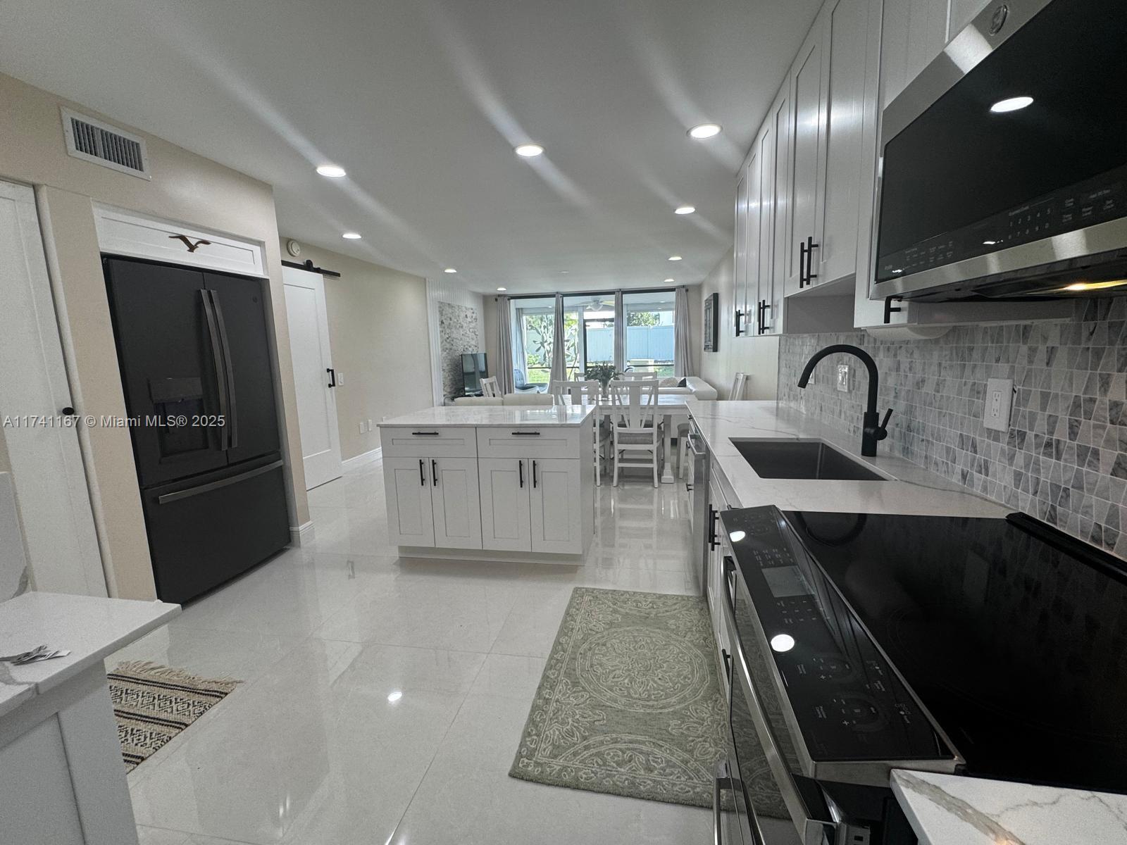4236 Deste Ct # 104