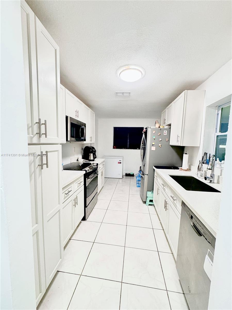 4700 NW 48th Ave