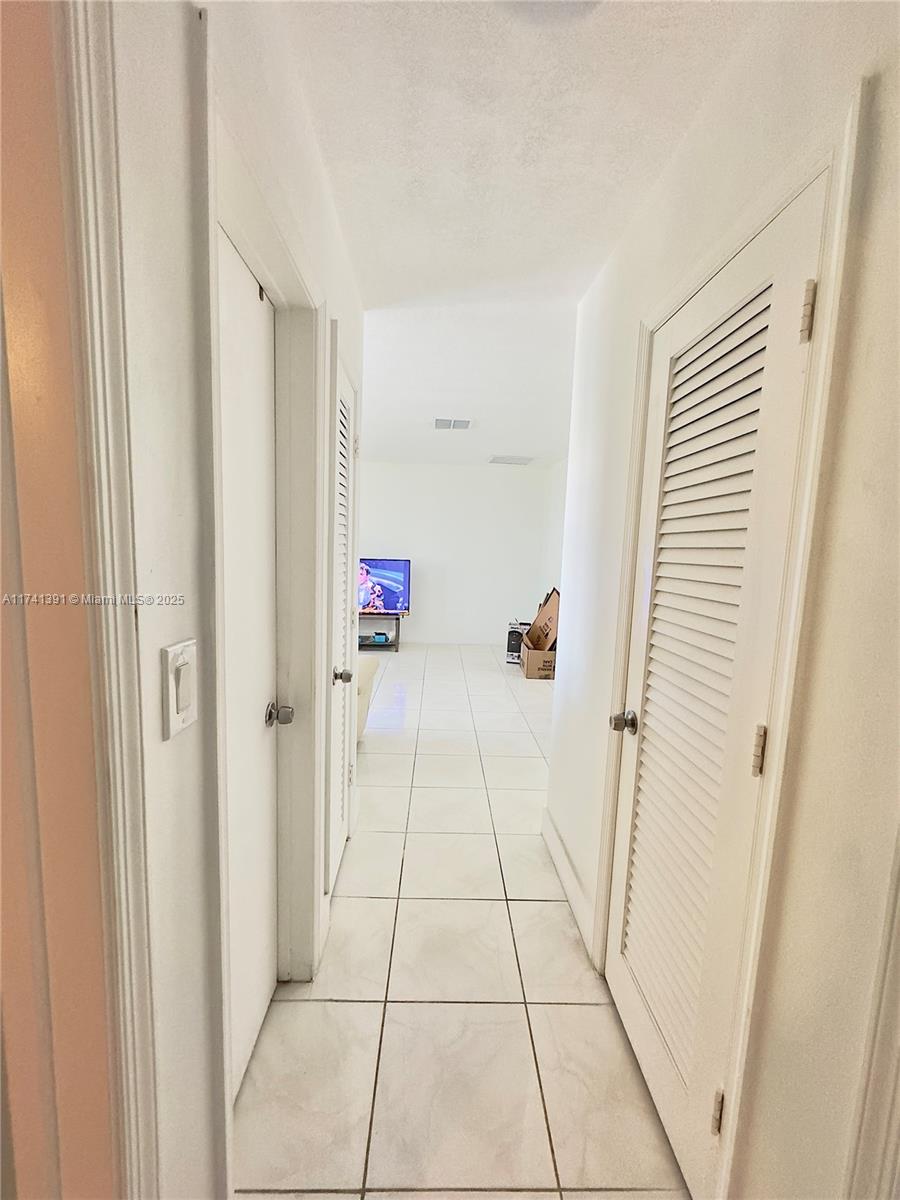 4700 NW 48th Ave