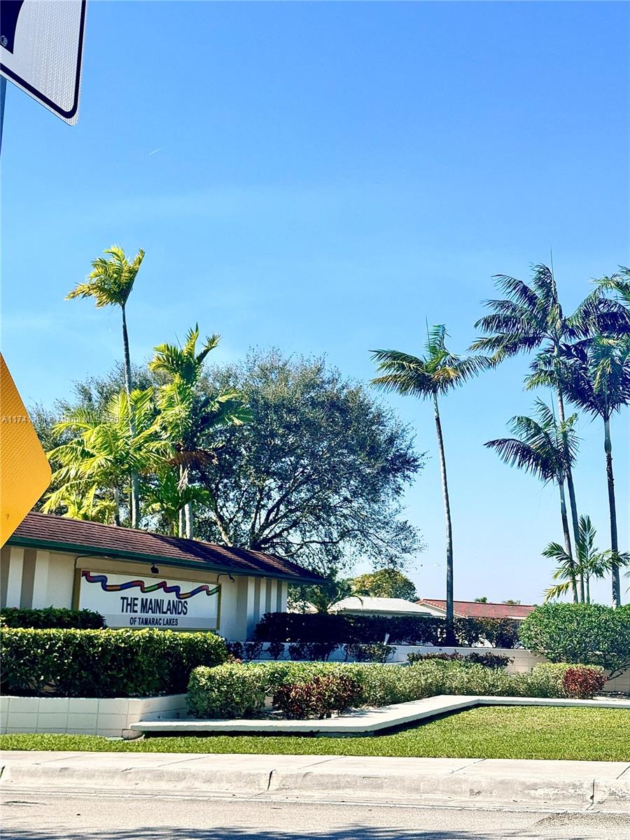 4700 NW 48th Ave