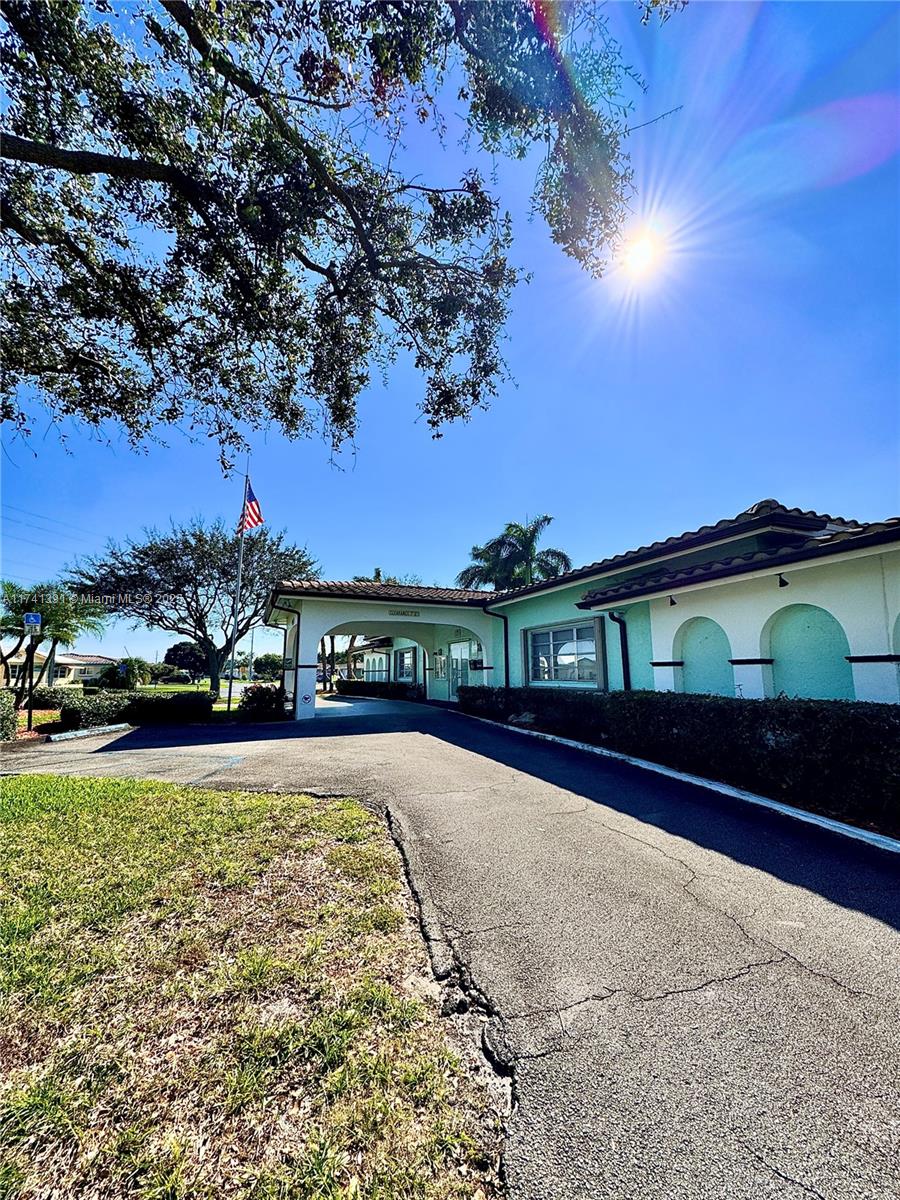 4700 NW 48th Ave
