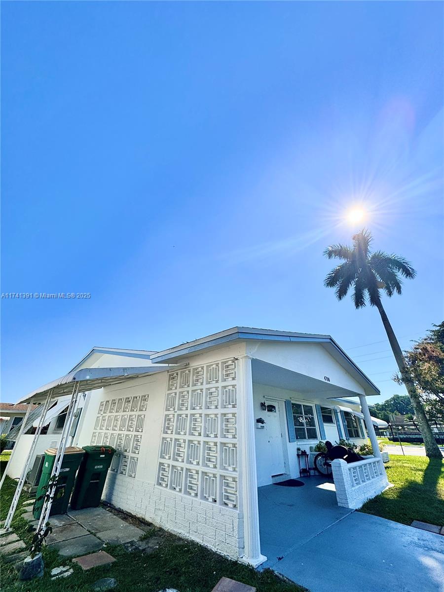 4700 NW 48th Ave