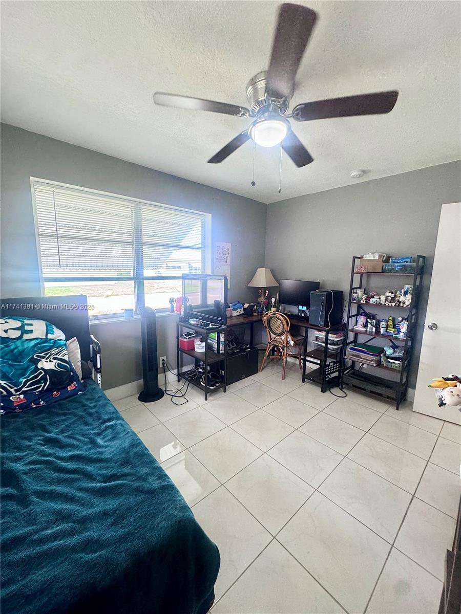 4700 NW 48th Ave