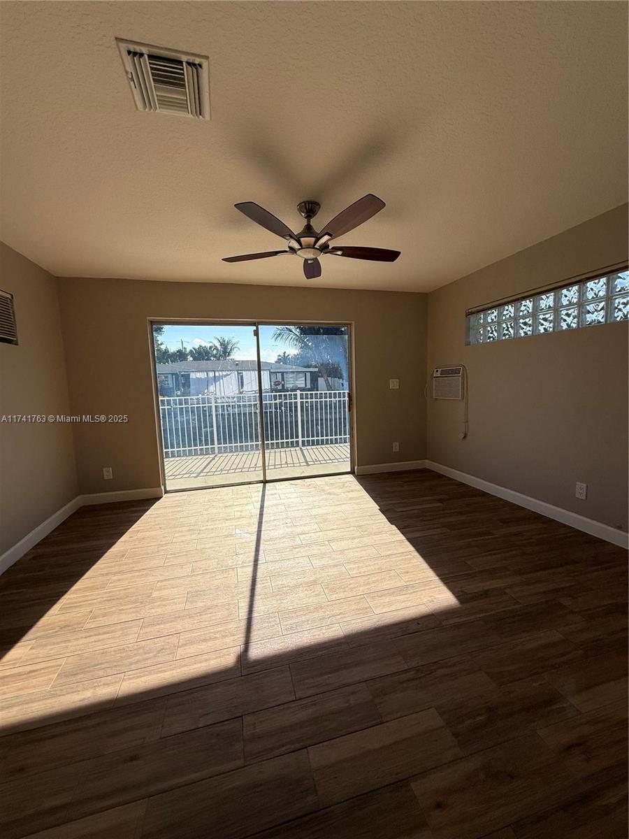 3501 NW 17th Ter