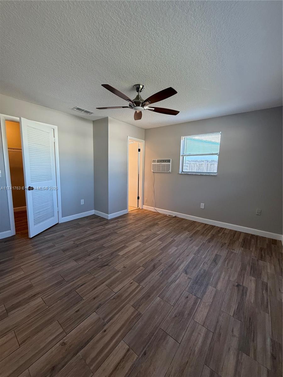 3501 NW 17th Ter