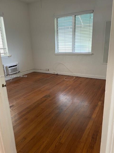 1560 Jefferson Ave # 5