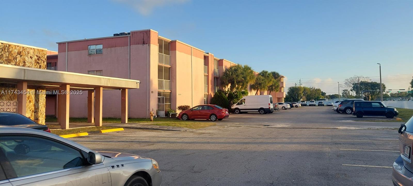 19771 SW 114th Ave # 328