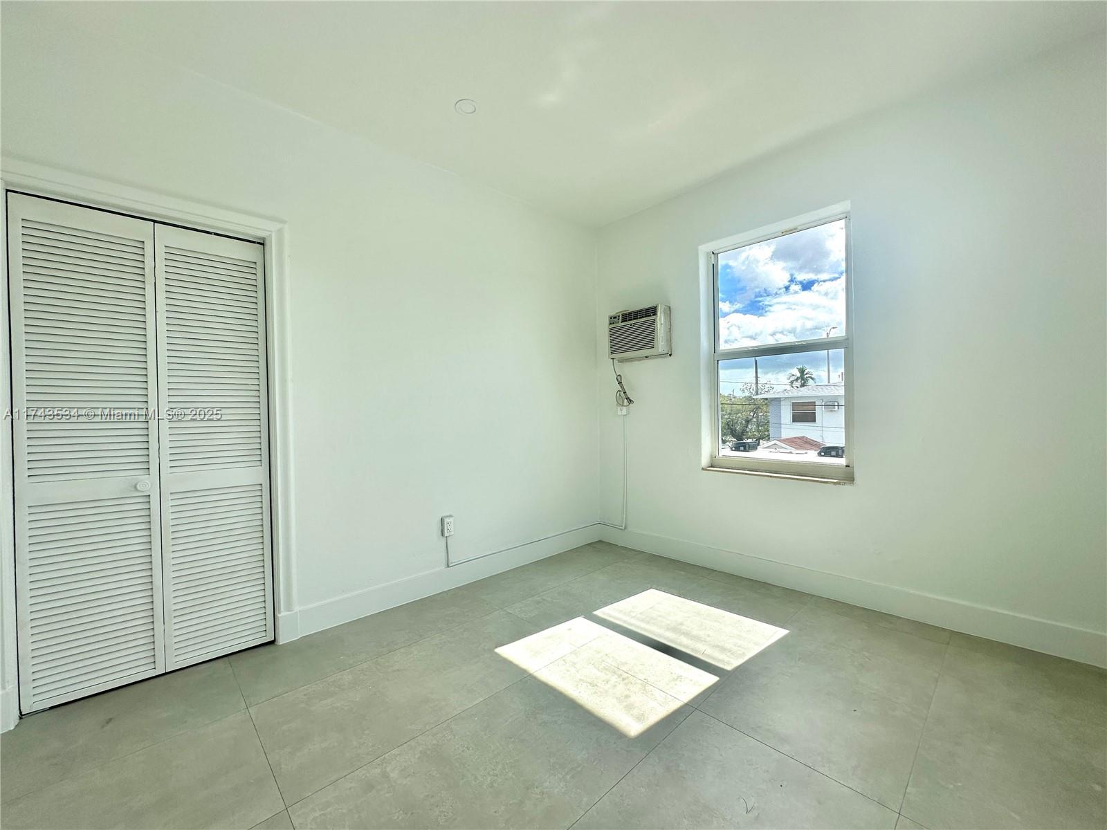 30 NW 32nd Pl # 1