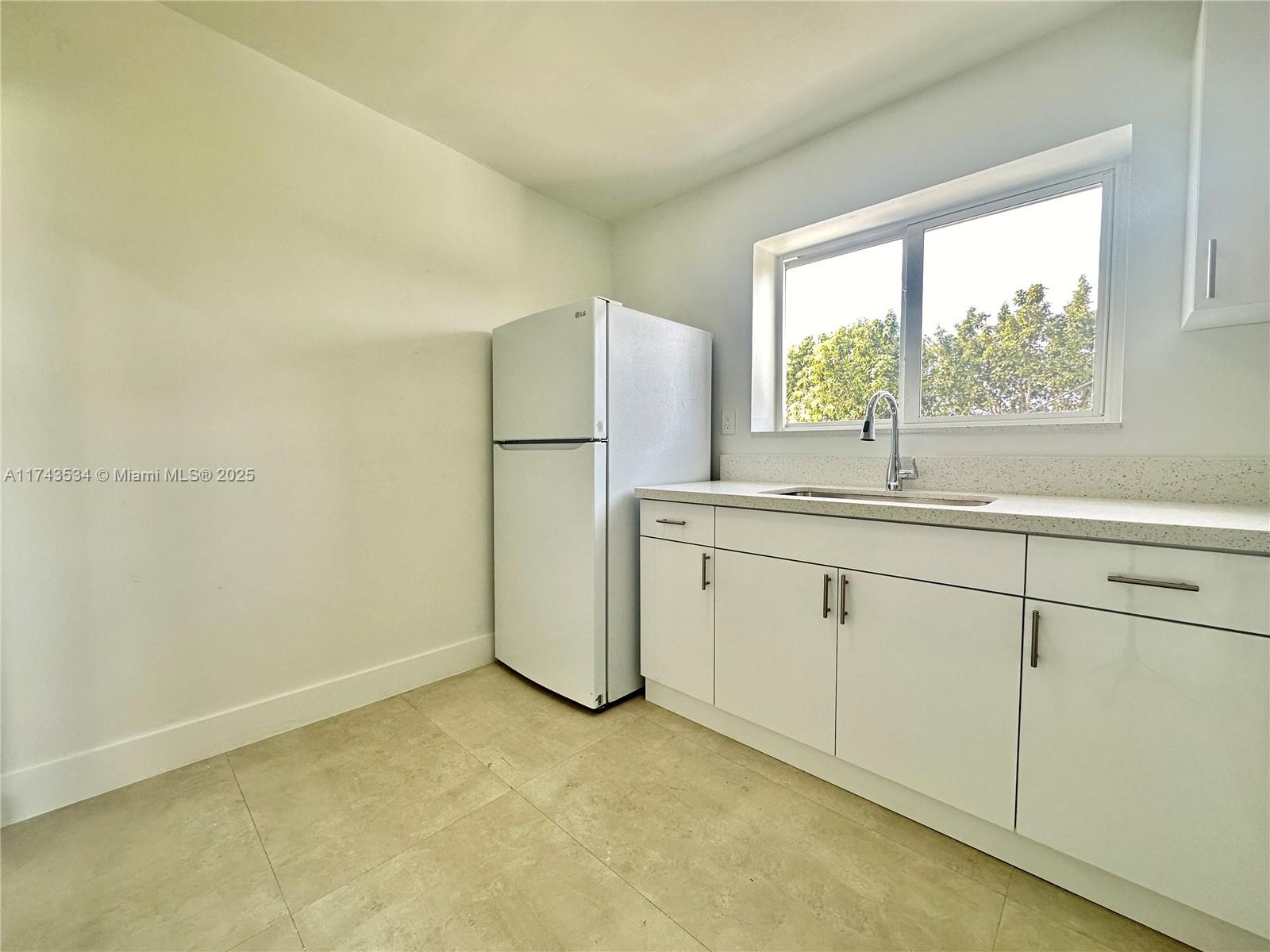30 NW 32nd Pl # 1