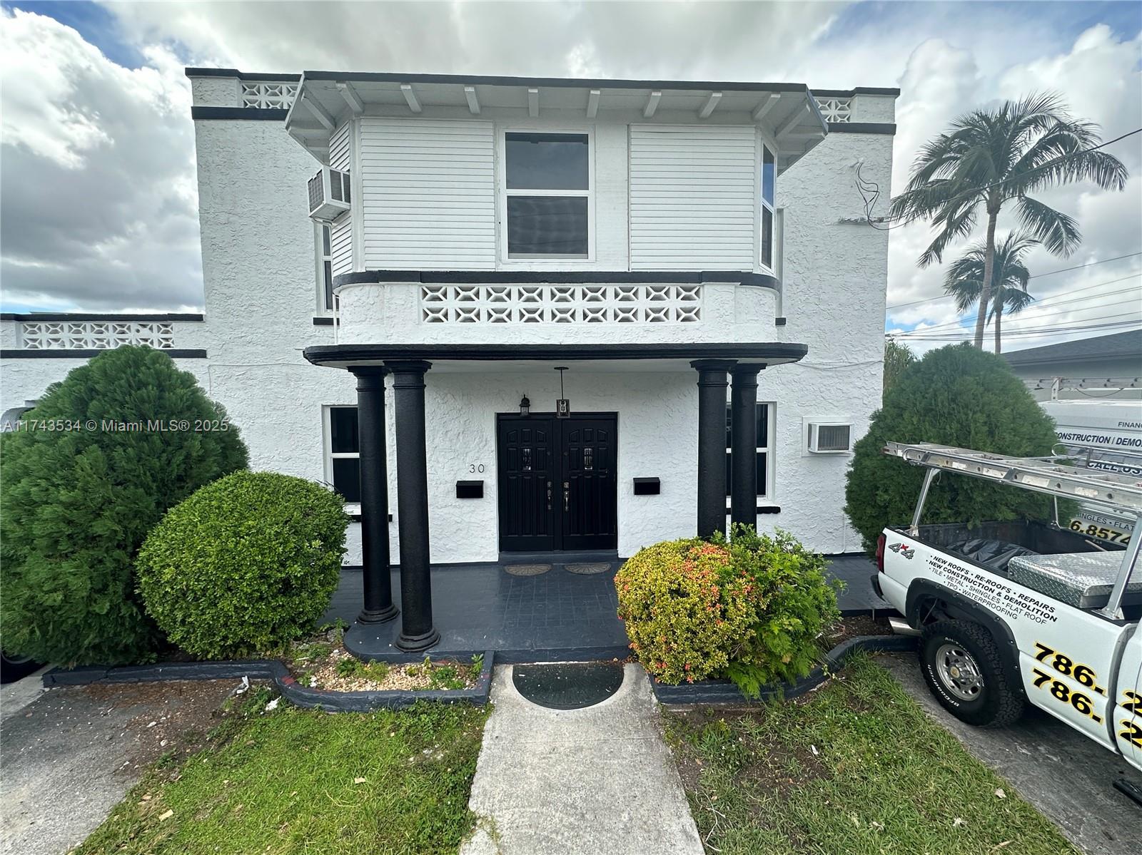 30 NW 32nd Pl # 1