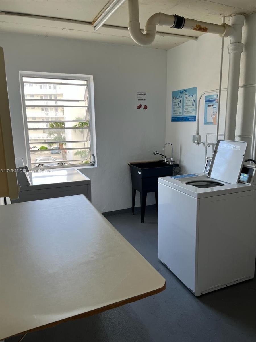 2855 Leonard Dr # H305