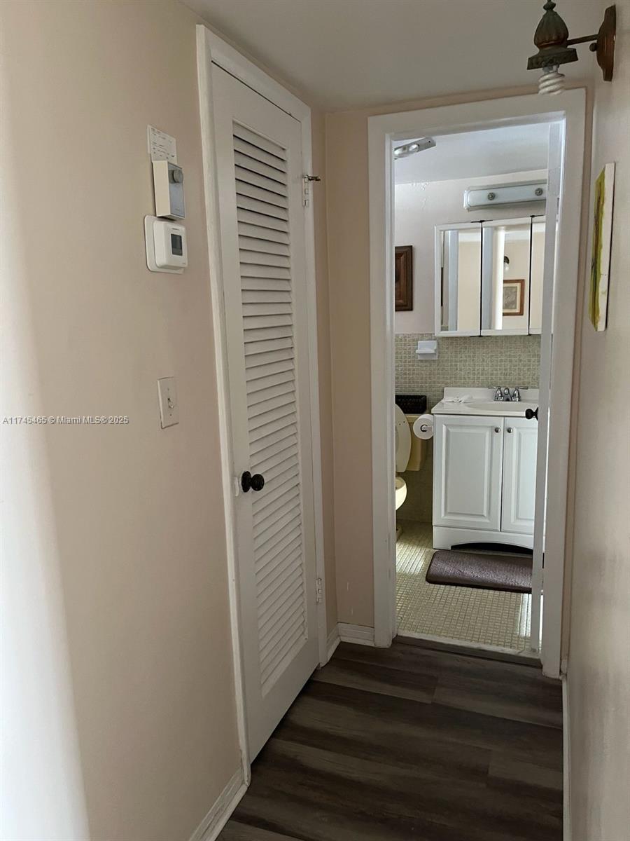 2855 Leonard Dr # H305